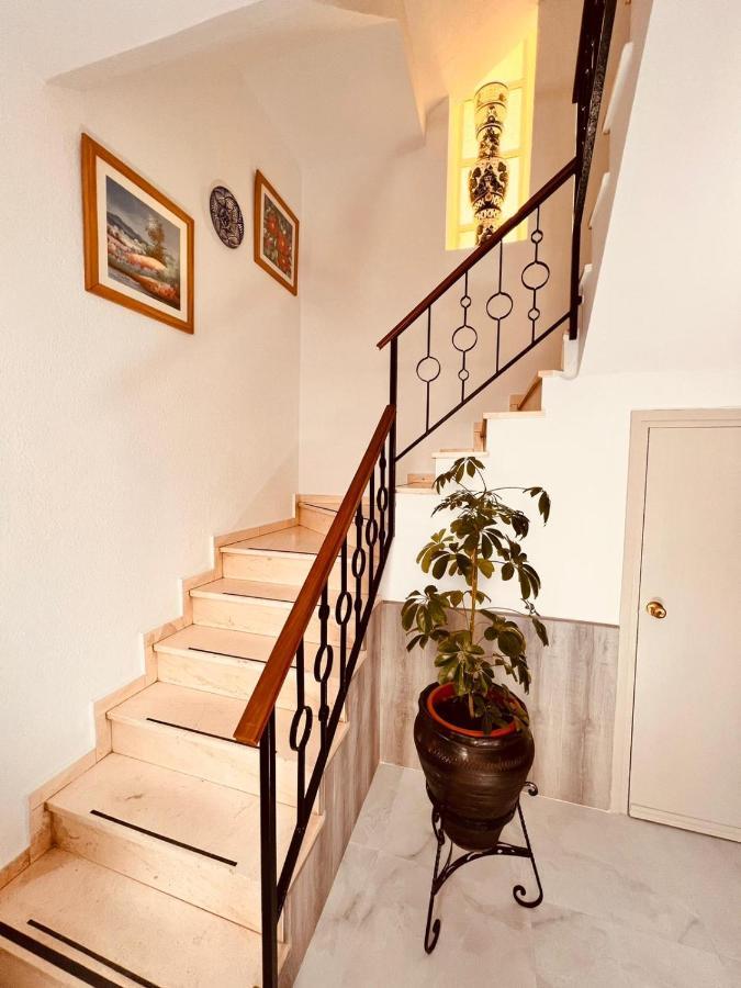 Hostal Muriel Aljaraque Buitenkant foto