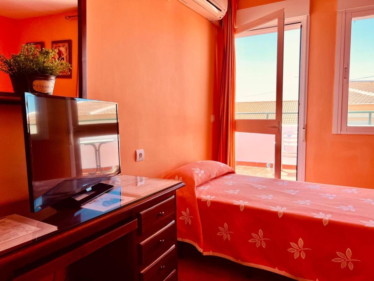 Hostal Muriel Aljaraque Buitenkant foto
