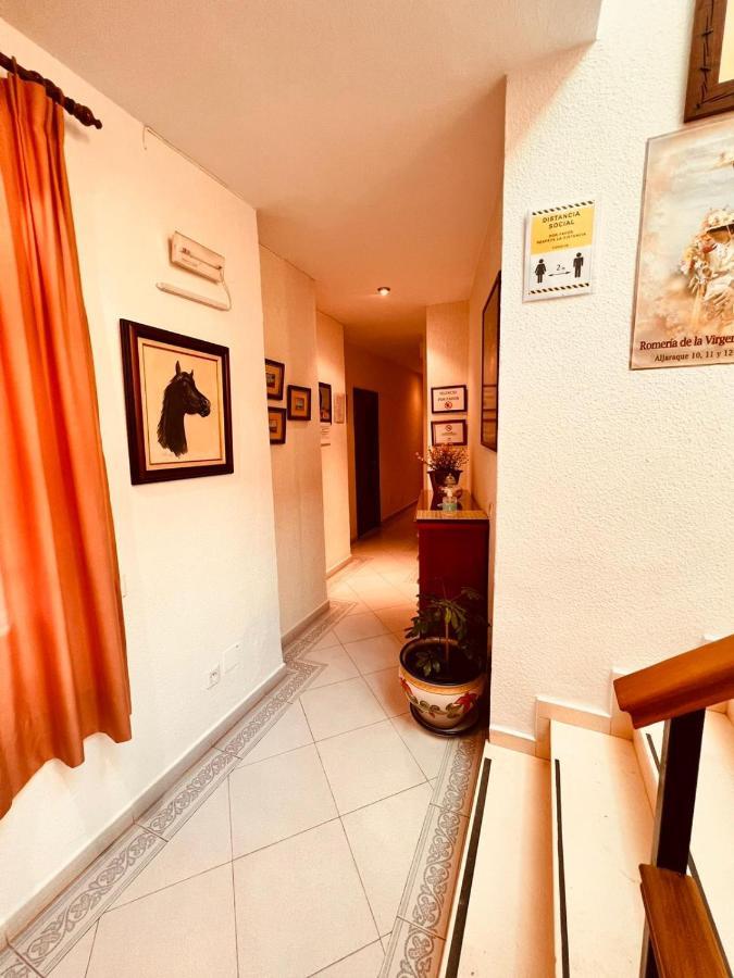 Hostal Muriel Aljaraque Buitenkant foto