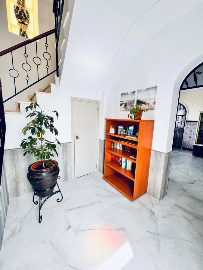 Hostal Muriel Aljaraque Buitenkant foto