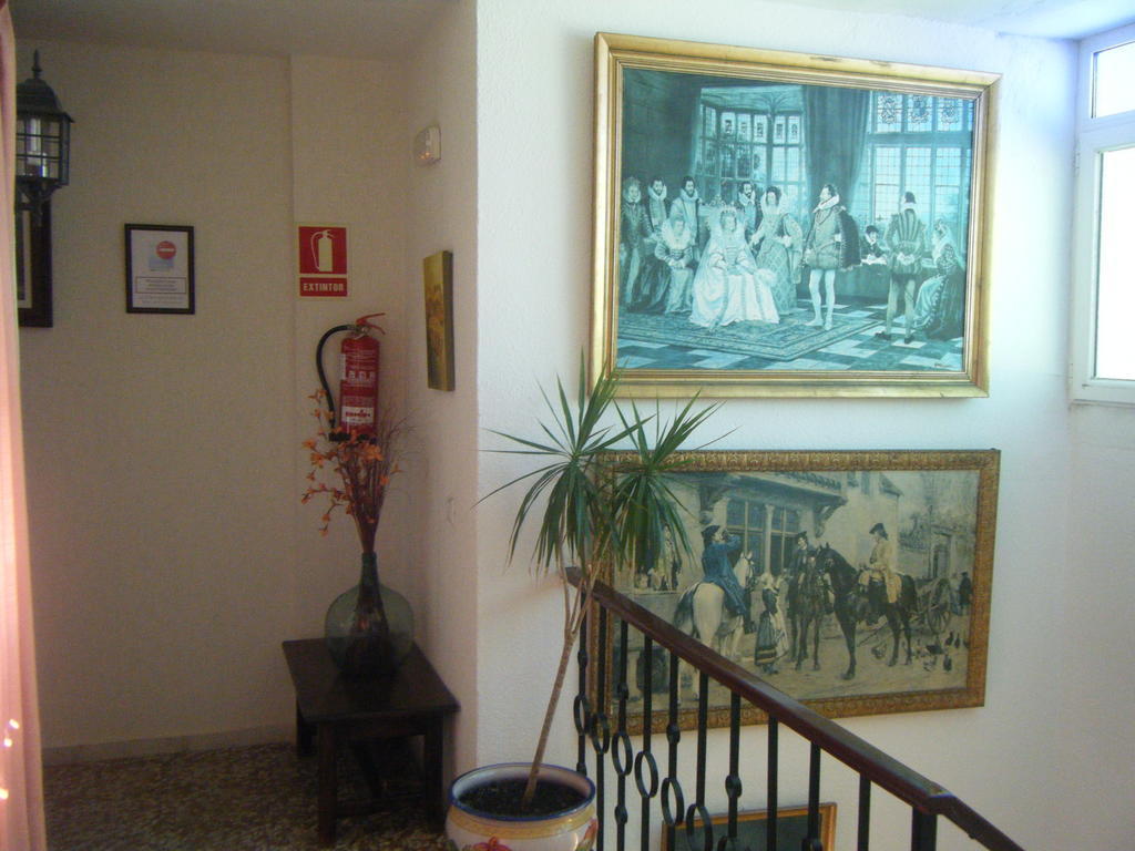 Hostal Muriel Aljaraque Buitenkant foto